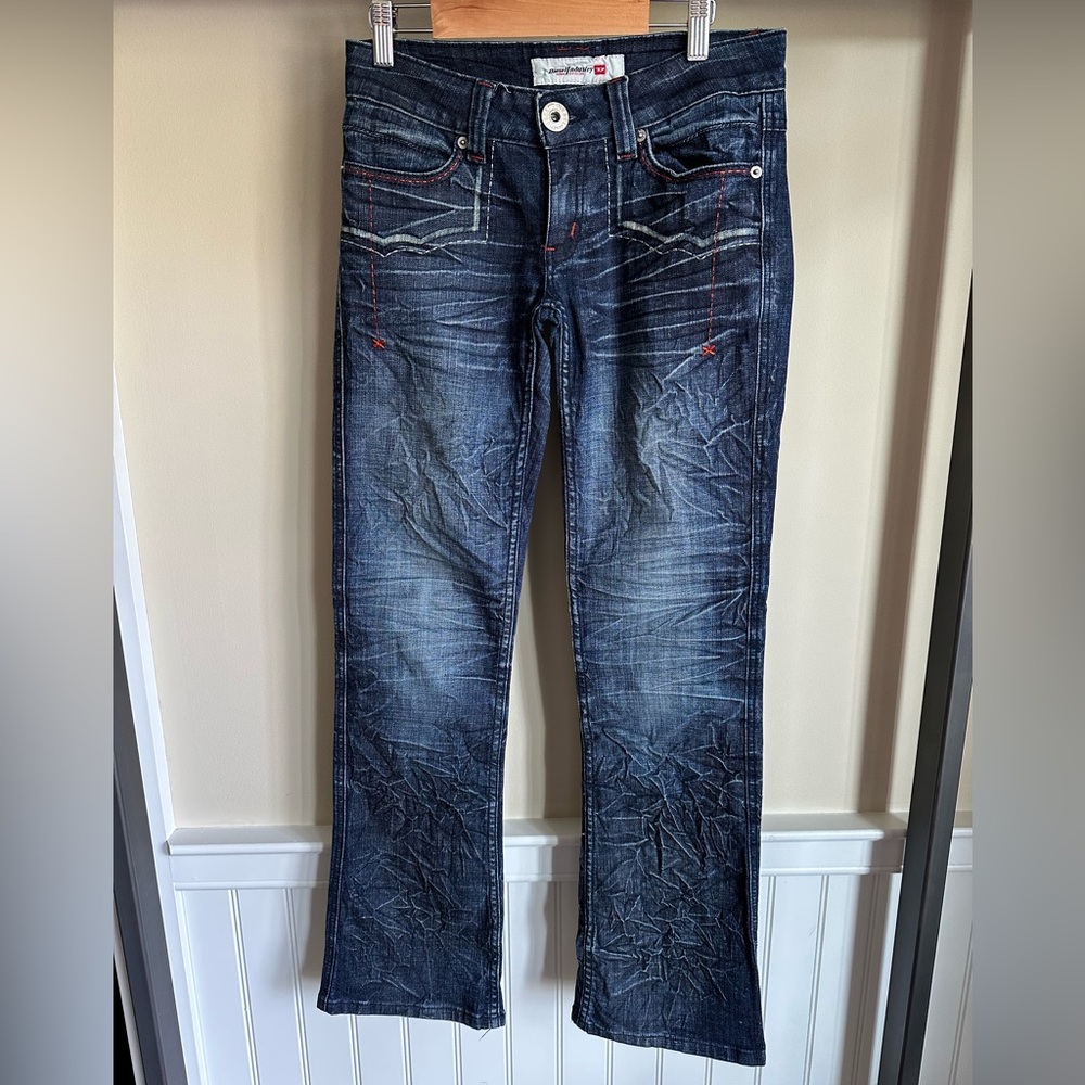 Diesel Jeans. Excellent condition (like brand new). Size 27